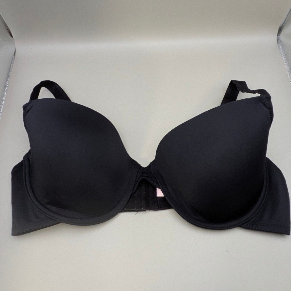 Juicy Couture Black Logo Strap Underwire T-Shirt Bra Style 2801-134 Size 40D